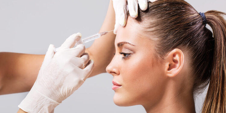 Botulinum Toksin (Botox®, Dysport®) Uygulaması