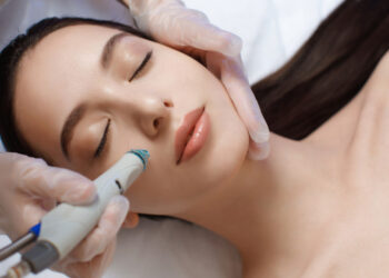Vakumlu Cilt Bakımı (Hydrafacial)